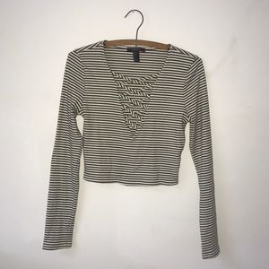 Cross-Cross Lace-Up Front Long Sleeve Crop Top